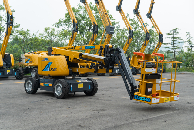 Xga16AC 16m Mini mesa elevadora de pluma el&eacute;ctrica con CE