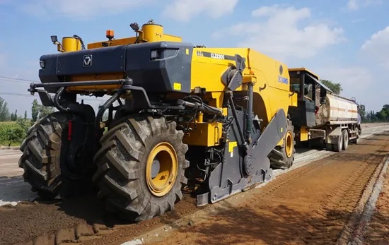 R&eacute;cup&eacute;rateurs de route Xlz2305K, stabilisateur de route, recycleur &agrave; froid pour la vente
