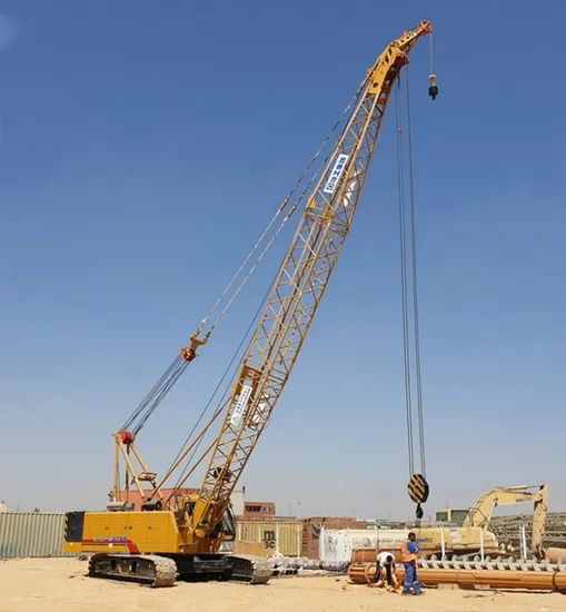Xgc45 45ton معدات رفع البناء المتنقلة رافعة مجنزرة للبيع