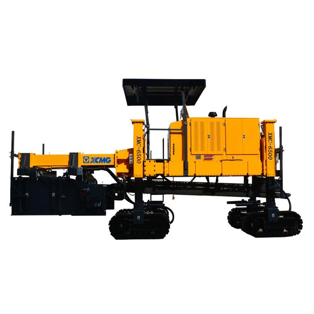 Road Machinery XMC-6500 Pavimentadora de forma deslizante vers&aacute;til