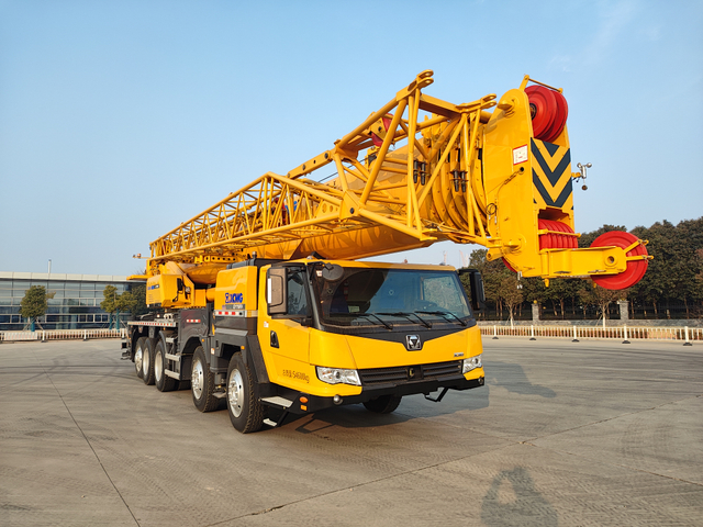 Qy110kh Grue mobile &agrave; fl&egrave;che t&eacute;lescopique de 110 tonnes