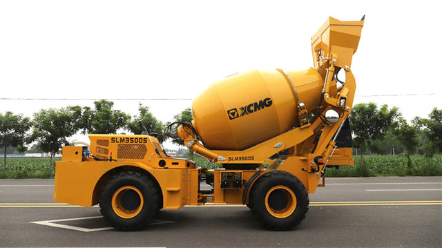 Camion malaxeur &agrave; b&eacute;ton &agrave; chargement automatique 3.5M3 SLM3500S 