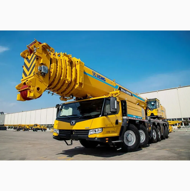 Grue mobile tout terrain XCA300 300 tonnes