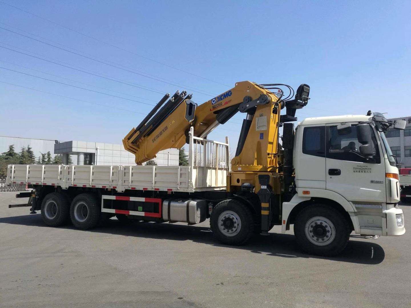 SQ25ZK6Q Сложенная стрела Грузоподъемностью 25 тонн на тяжелом автокране