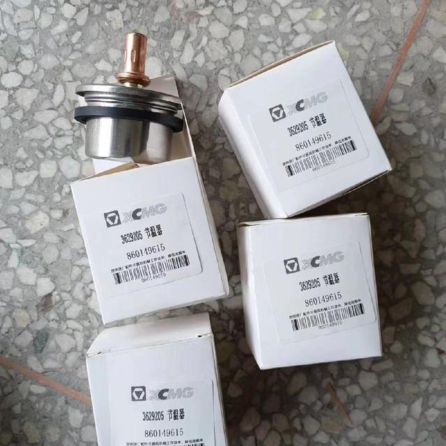 Termostato de motor de precisi&oacute;n 3629205 860149615 V&aacute;lvula de control de enfriamiento para excavadora XE2000