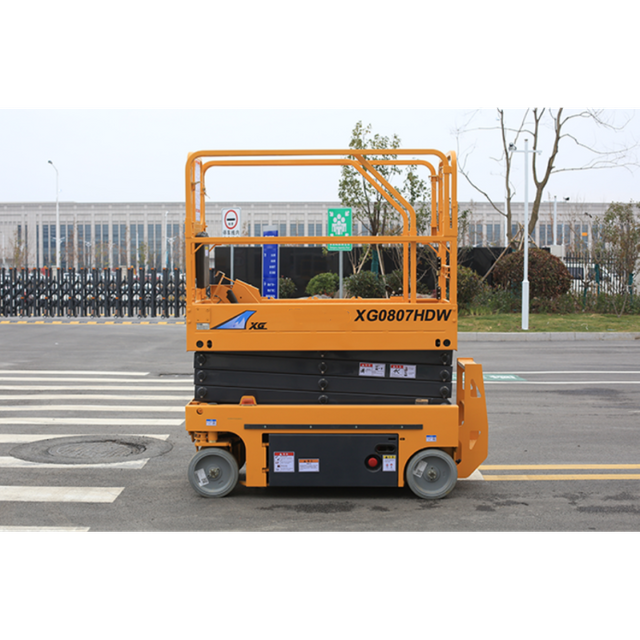 XG0807HDW XG0807HDW-Li Plataforma de trabajo a&eacute;reo de alta resistencia con elevaci&oacute;n de tijera autopropulsada de 7,8 m de altura